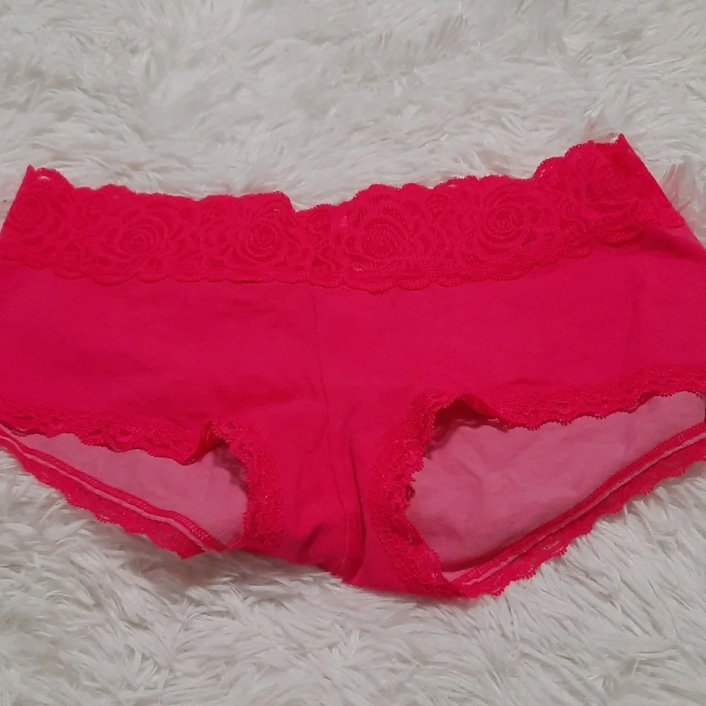 BUNDLE of Panties - Picture 4 of 6